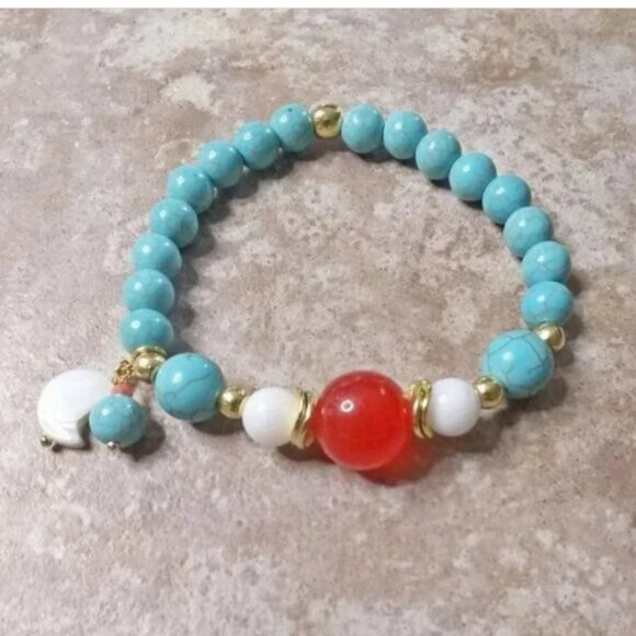 Beaded Bracelet! Mother of Pearl Moon Charm + Aqua Turquoise Howlite - 6.5-7" - Picture 1 of 9